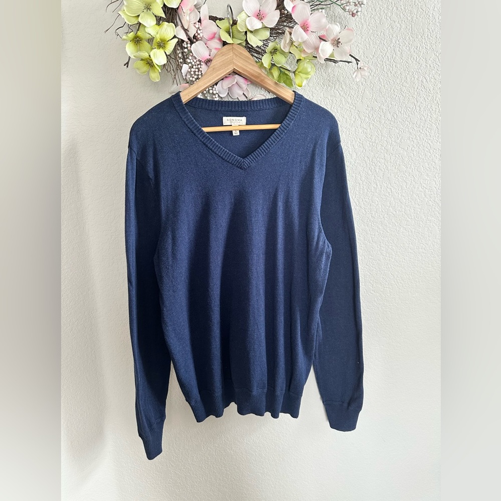 Sonoma Mens V-neck blue sweater size L